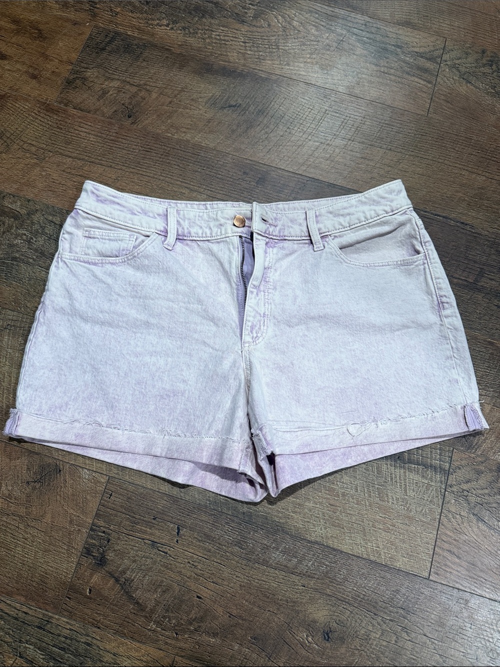 NWOT Women’s Light Lavender Denim Shorts